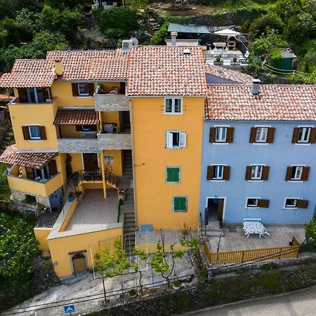 Apartments And Rooms Roberto B. Valun Εξωτερικό φωτογραφία